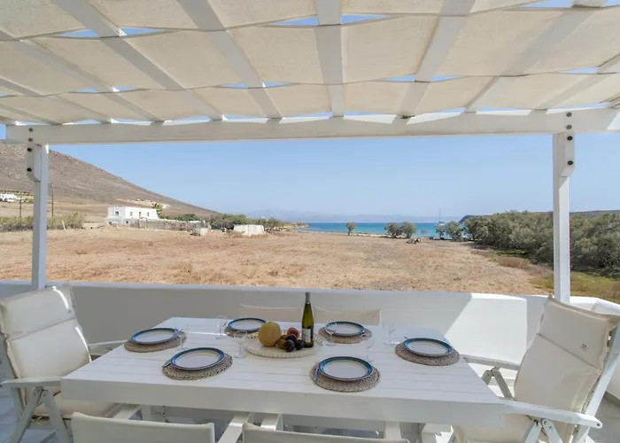 Molos Beachfront Villa *